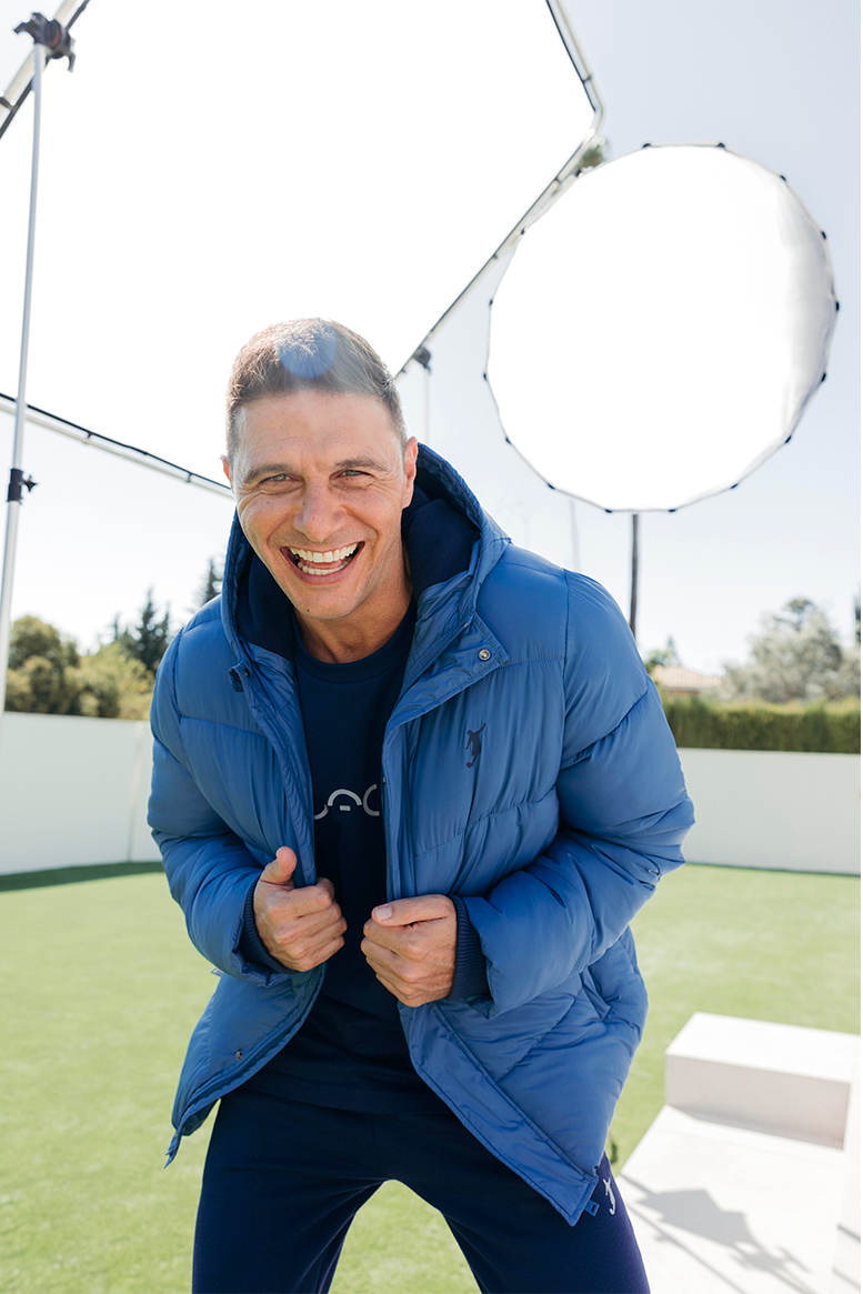 Chaqueta acolchada UACO con forro polar azul