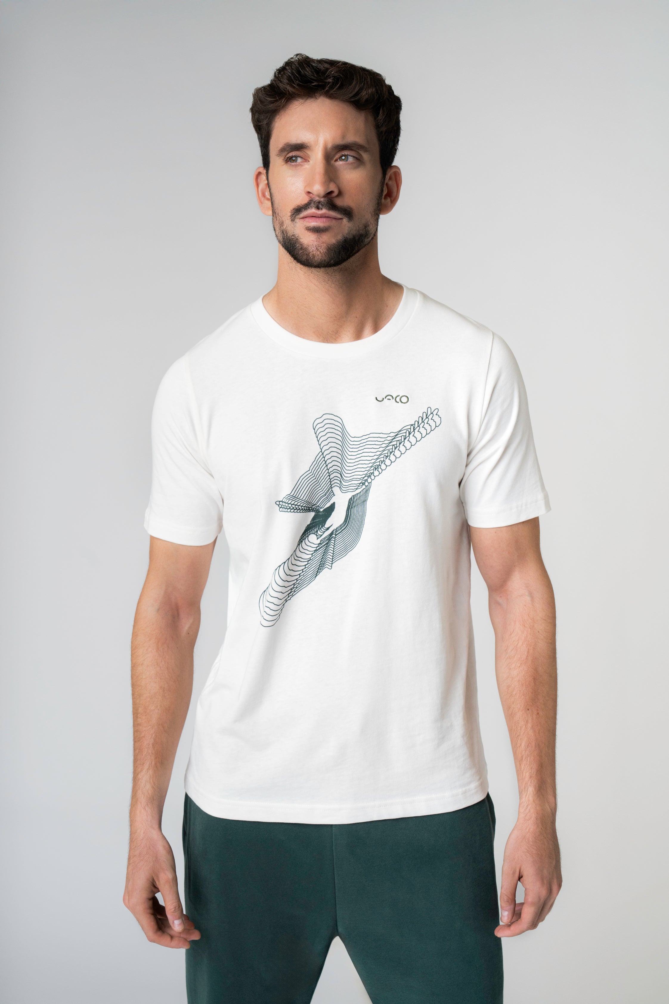 Collection of Camiseta Focus UACO blanco roto in a gallery layout