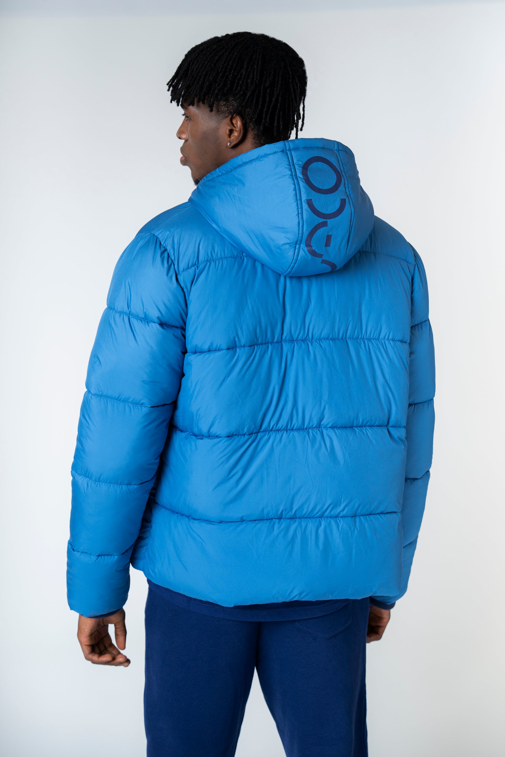 Chaqueta acolchada UACO con forro polar azul